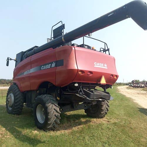 2006 Used Case IH 8010 Combine parts.