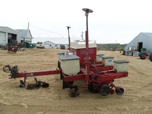 Used Case IH 900 Planter parts.