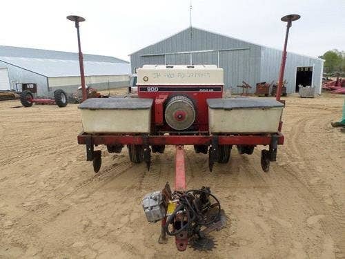 Used Case IH 900 Planter parts.