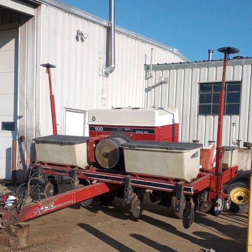Used Case IH 900 Planter Parts Used Case IH 900 Planter Parts