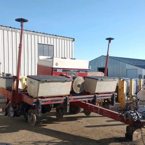 Used Case IH 900 Planter parts.