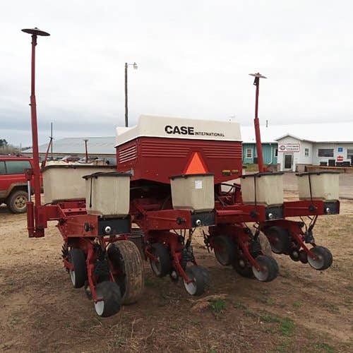Used Case IH 900 Planter parts.