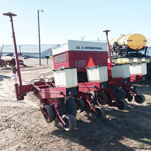 Used Case IH 900 Planter parts.