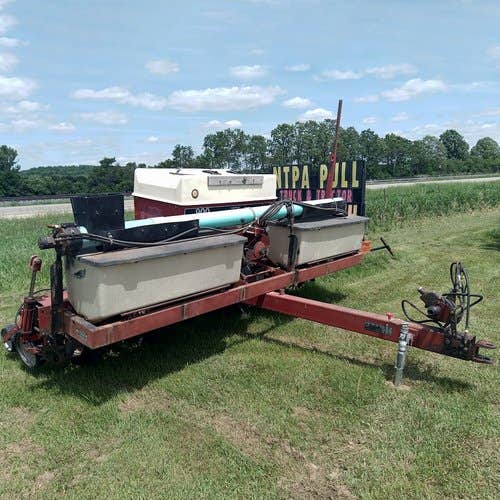 Used Case IH 900 Planter parts.