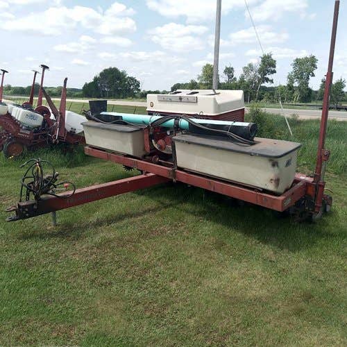 Used Case IH 900 Planter parts.