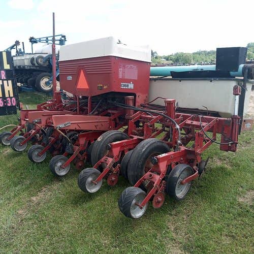 Used Case IH 900 Planter parts.