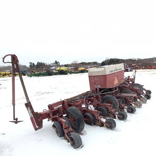 Used Case IH 900 Planter parts.