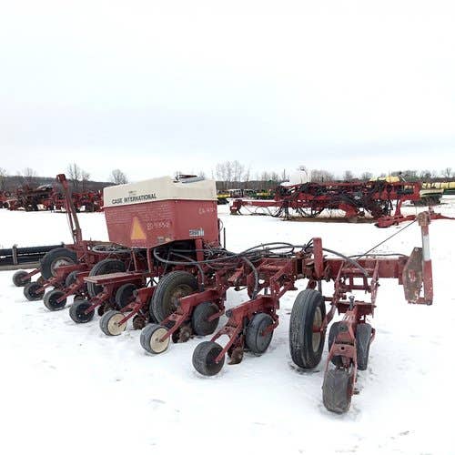 Used Case IH 900 Planter parts.