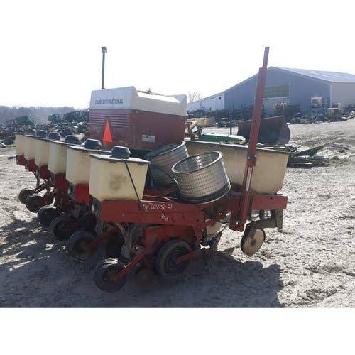 Used Case IH 950 Planter parts.