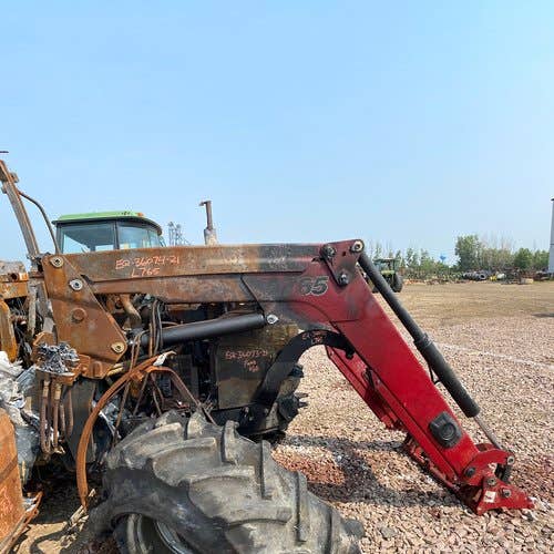 Used Case IH L765 Loader / Backhoe Attachments Parts Used Case IH L765 Loader / Backhoe Attachments Parts