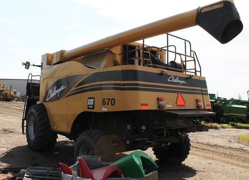 2004 Used Challenger 670 Combine parts.