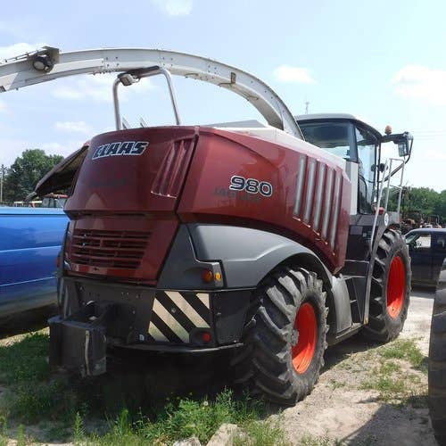 Used CLAAS Jaguar980 Harvester parts.
