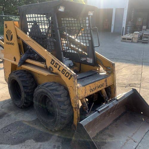 Used Daewoo DSL601 Skid Steer Loader parts.
