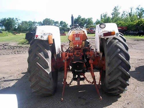 Used David Brown 1210 Tractor parts.