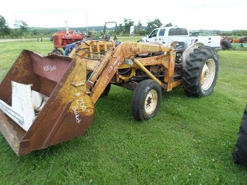 Used David Brown 4600 Tractor parts.