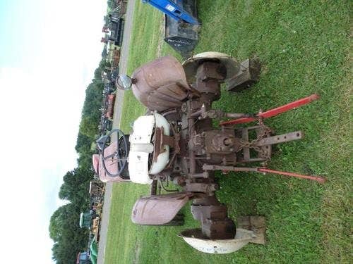 Used David Brown 770 Tractor parts.