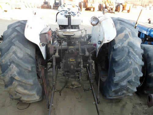 Used David Brown 990 Tractor parts.