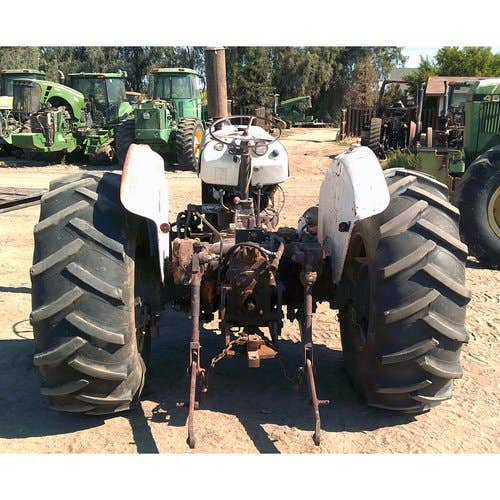 Used David Brown 990 Tractor parts.