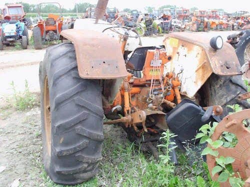 Used David Brown 995 Tractor parts.