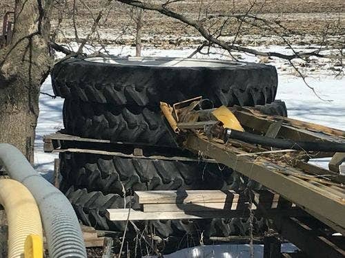 Used Ford 1210 Tractor parts.