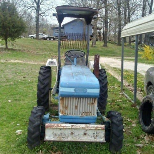 Used Ford 1510 Tractor parts.