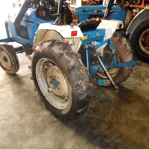 Used Ford 1520 Tractor parts.