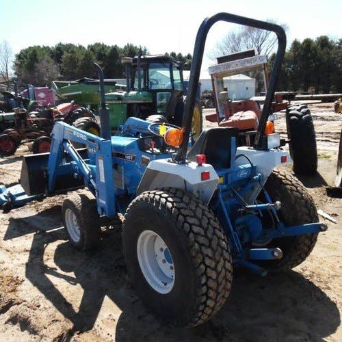 Used Ford 1620 Tractor parts.