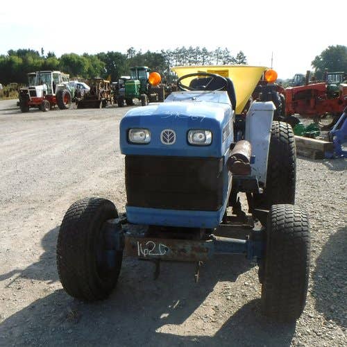 Used Ford 1620 Tractor parts.