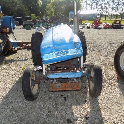 Used Ford 1710 Tractor parts.