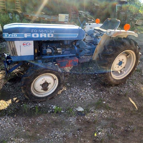 Used Ford 1710 Tractor parts.
