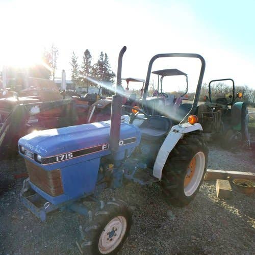 Used Ford 1715 Tractor parts.