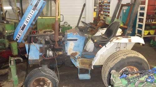 Used Ford 1720 Tractor parts.