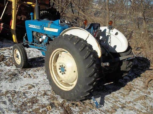 Used Ford 2600 Tractor parts.
