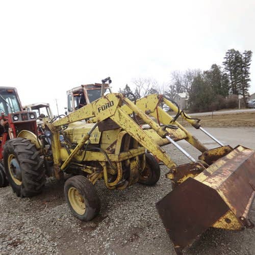 Used Ford 3400 Tractor parts.