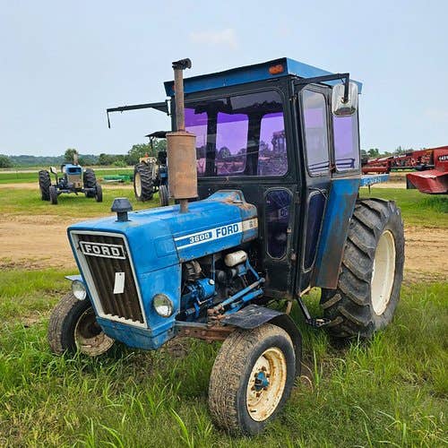 Used Ford 3600 Tractor parts.