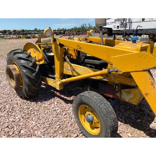 Used Ford 4400 Tractor parts.