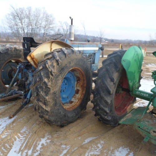 Used Ford 5000 Tractor parts.