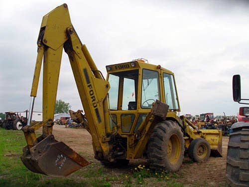 Used Ford 555 Construction & Industrial parts.