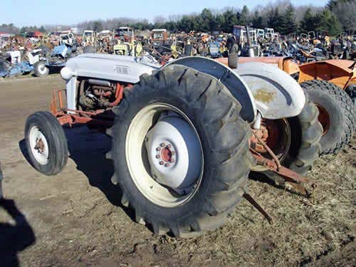 Used Ford 600 Tractor parts.