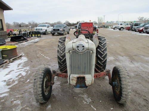 Used Ford 600 Tractor parts.