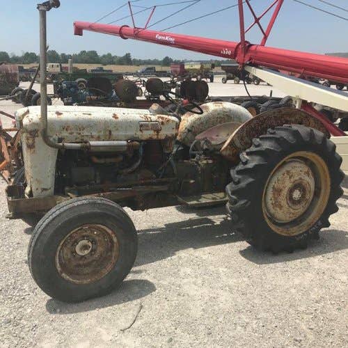 Used Ford 600 Tractor parts.