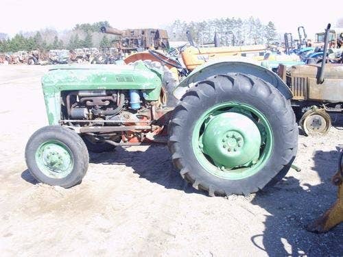 Used Ford 640 Tractor parts.