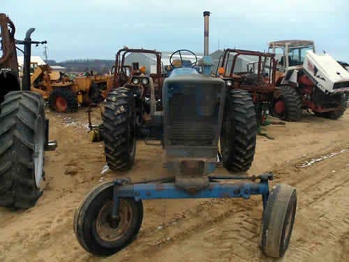 Used Ford 6600 Tractor parts.