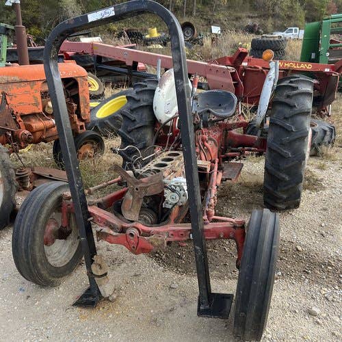 Used Ford 661 Tractor parts.