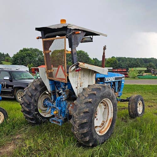 Used Ford 6640 Tractor parts.