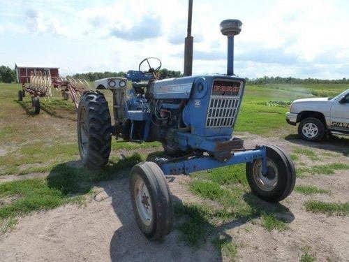 Used Ford 7000 Tractor parts.