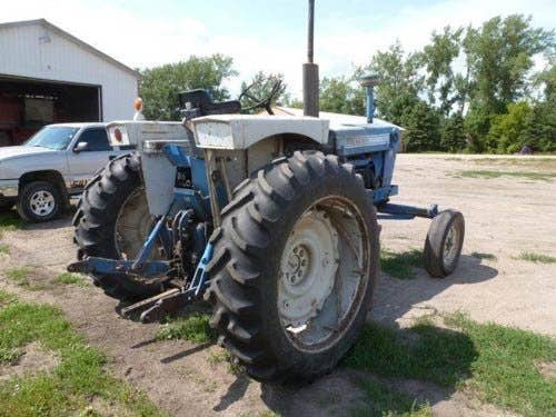 Used Ford 7000 Tractor parts.