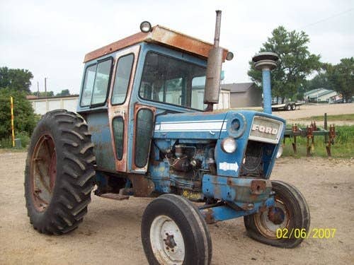 Used Ford 7000 Tractor parts.