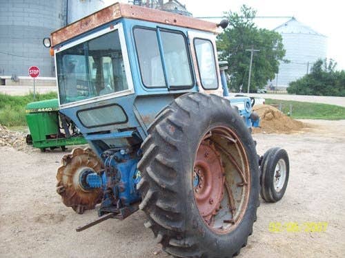 Used Ford 7000 Tractor parts.