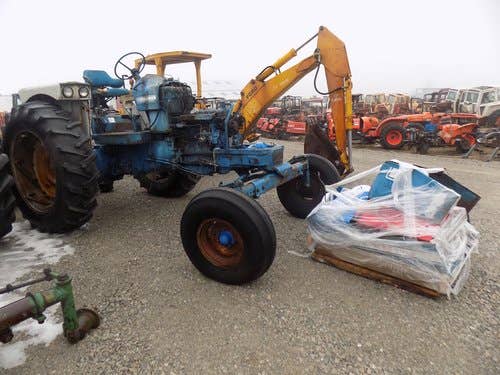 Used Ford 7000 Tractor parts.